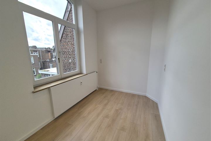 View photo 12 of Antoon Lipkensstraat 24-C04