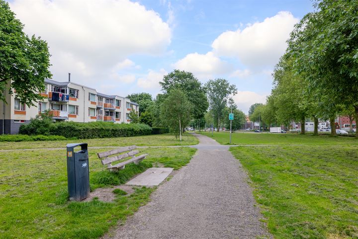 View photo 34 of Bernardus Gewinstraat 36-B