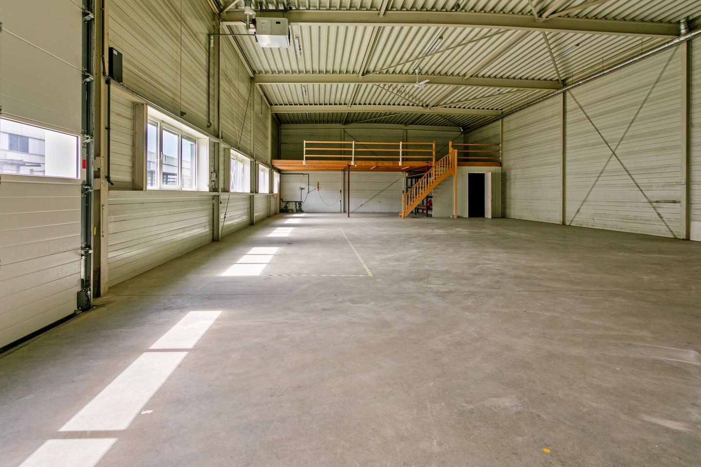 Bekijk foto 3 van Kennedylaan 16-a