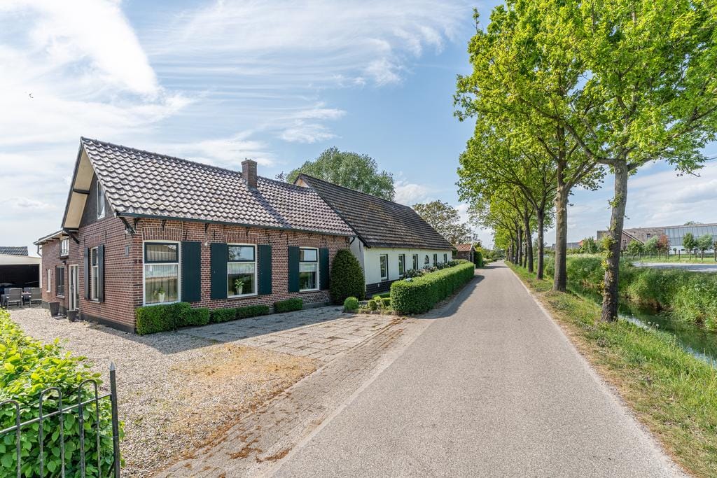 Huis te koop: Overeind 86 3998 JD Schalkwijk [funda]