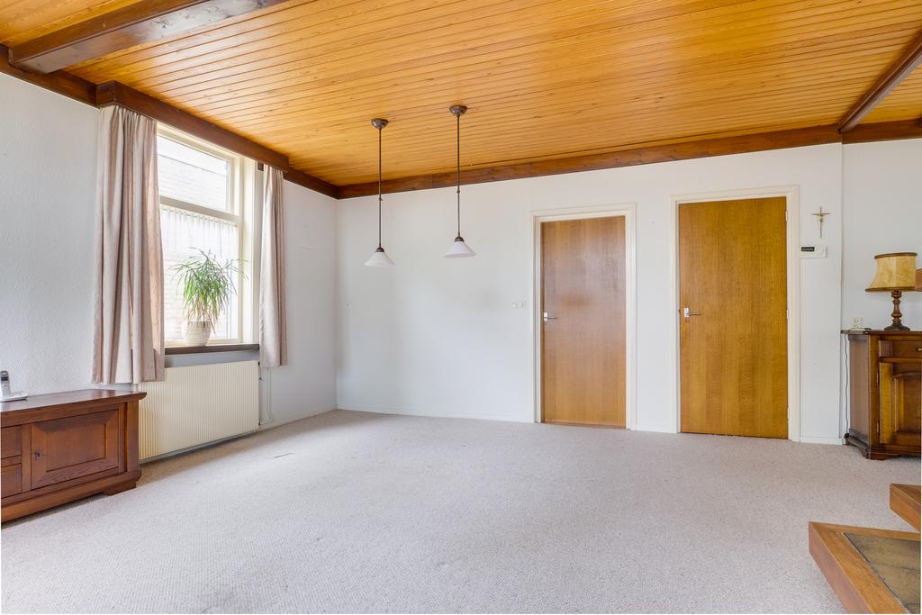 Photo 17 of Overeind 86