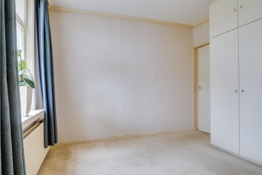 Photo 22 of Overeind 86