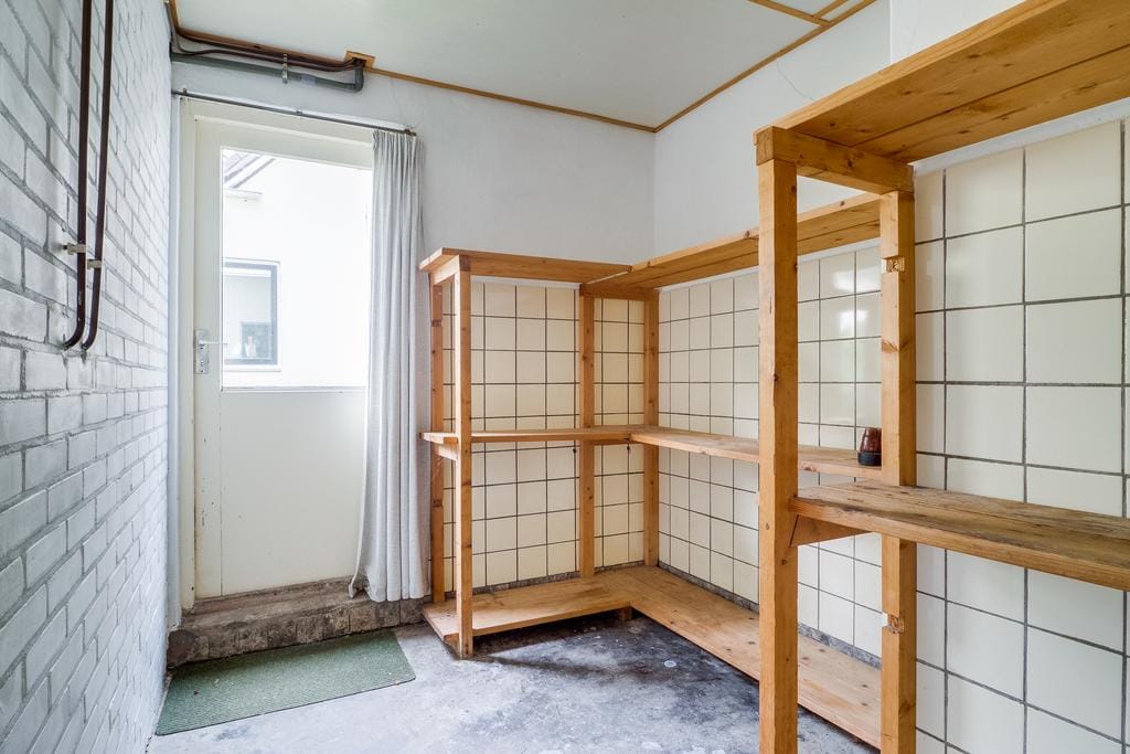 Photo 33 of Overeind 86