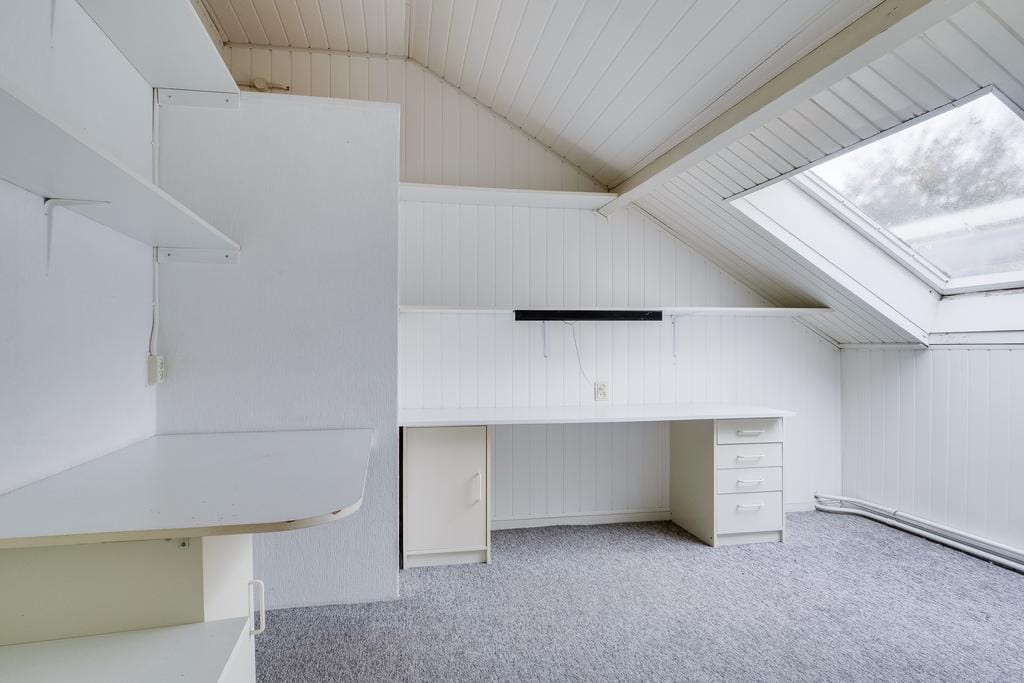 Photo 35 of Overeind 86