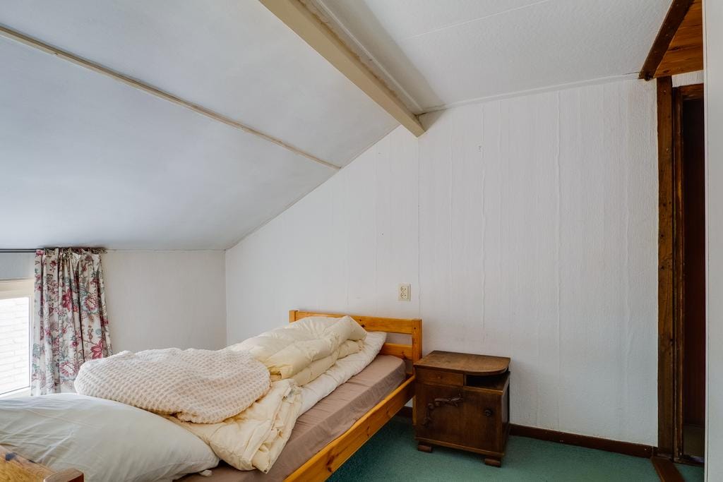 Photo 37 of Overeind 86