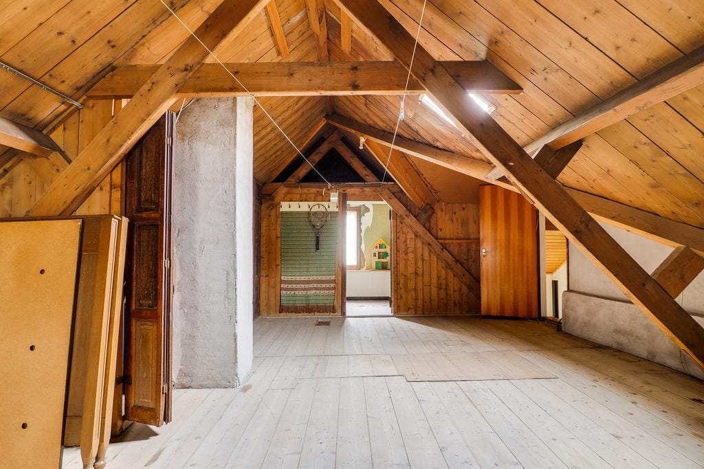 Photo 48 of Overeind 86