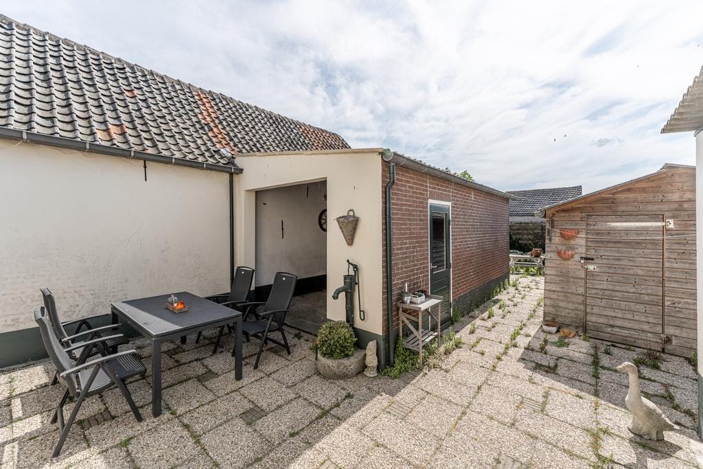 Photo 52 of Overeind 86