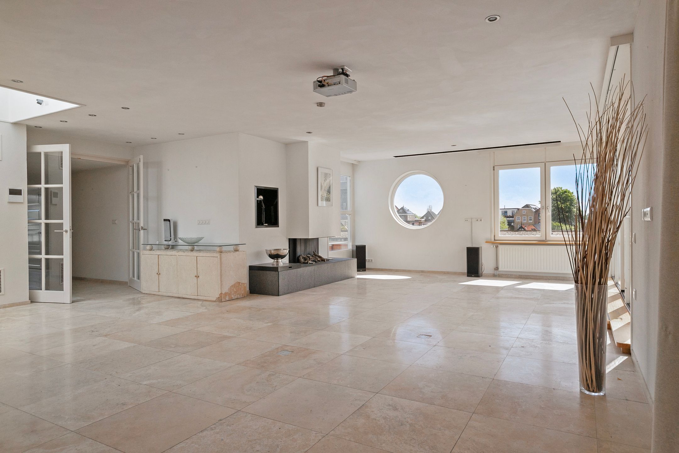 Foto 12 van Raadhuisplein 25-A