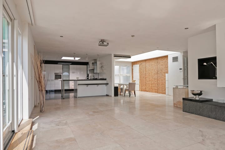 Foto 13 van Raadhuisplein 25-A