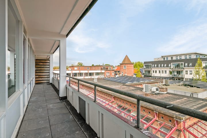 Foto 28 van Raadhuisplein 25-A