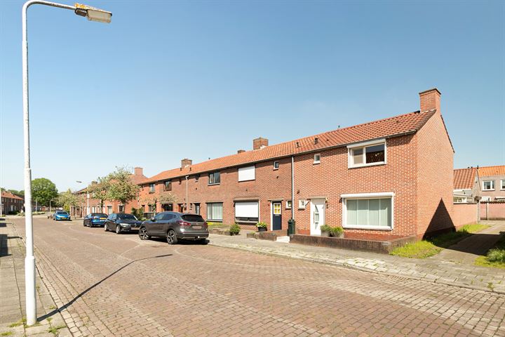 Bekijk foto 44 van Calandstraat 12