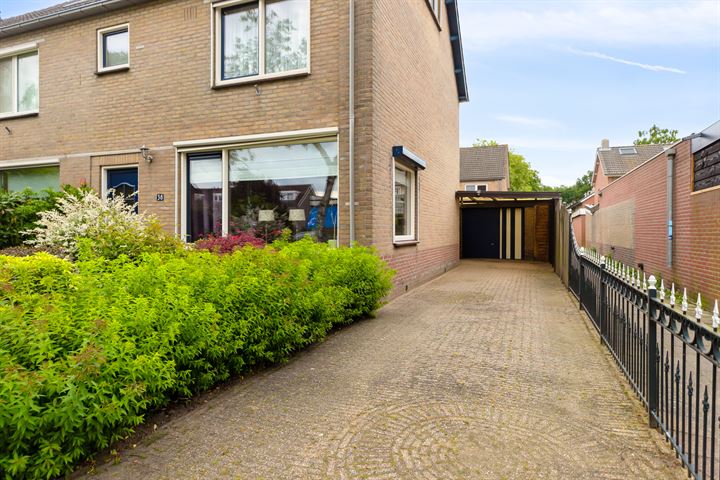 Bekijk foto 4 van Troelstrastraat 38