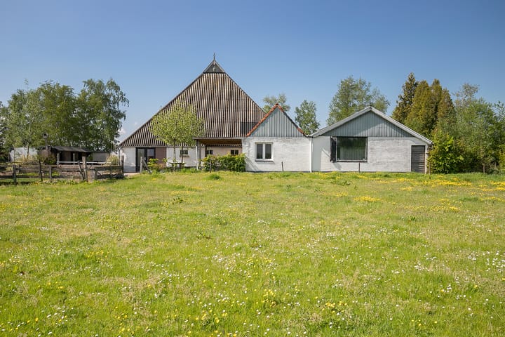 Foto 20 van Pieter Stuyvesantweg 141