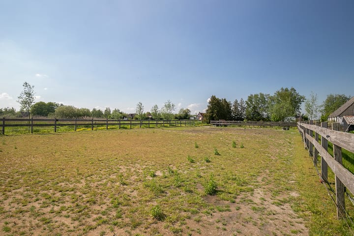 Foto 21 van Pieter Stuyvesantweg 141