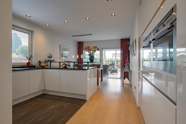 Foto 9 van Longinastraat 113