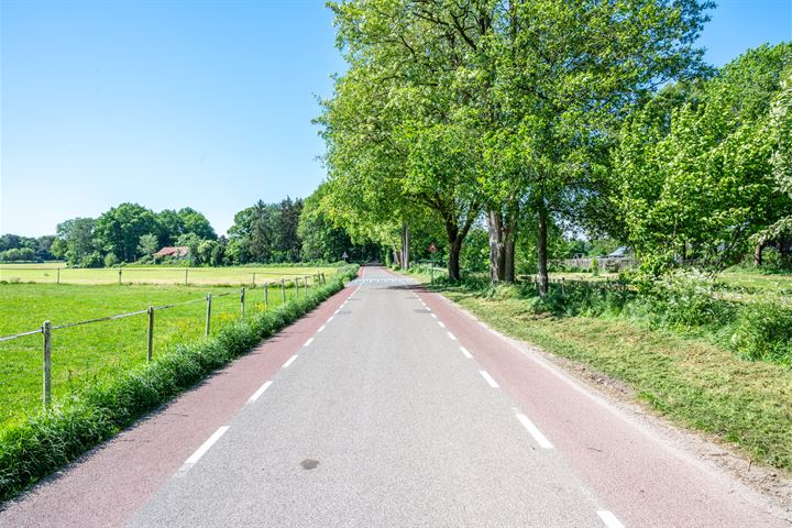 Bekijk foto 93 van Donderbergweg 5