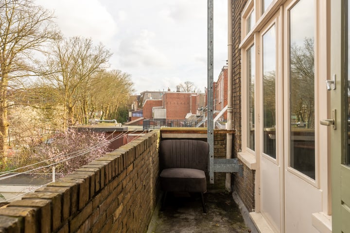 View photo 18 of Nieuwe Ebbingestraat 175-B