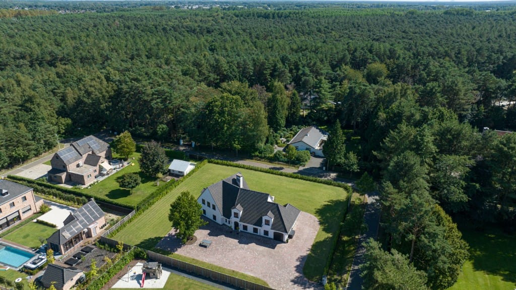 Huis te koop: Woudweg 2 3910 Pelt, België [Funda]