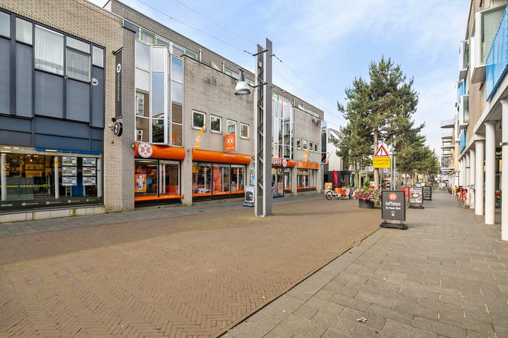 Raadhuisstraat 24