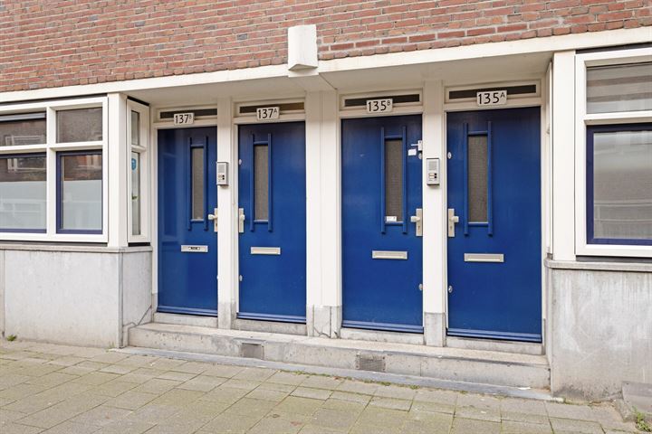 Bekijk foto 4 van Moerkerkestraat 137-A