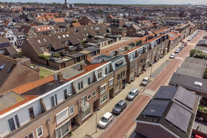 Bekijk foto 32 van Buitensluisstraat 45