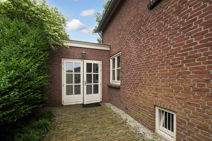 Bekijk foto 32 van Asterstraat 12