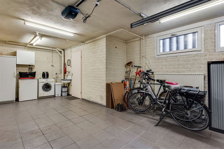 Bekijk foto 30 van Broekstraat 24