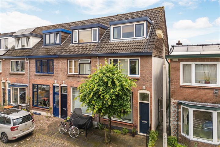 Bekijk foto 1 van Van Bemmelstraat 58