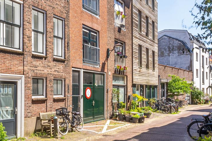 Bekijk foto 1 van Bakenesserstraat 15-C