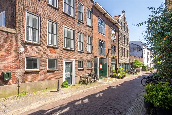 View photo 18 of Bakenesserstraat 15-C