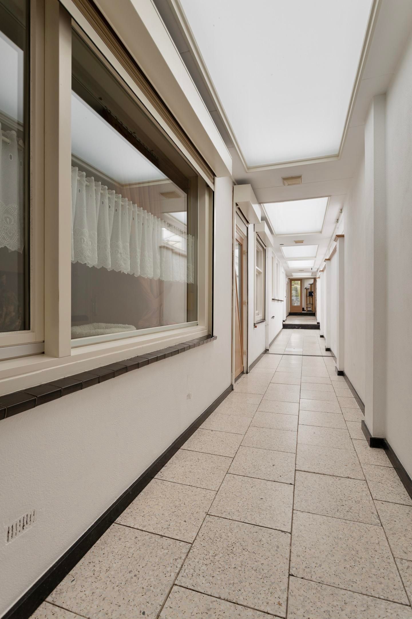 Photo 9 of Heigank 18