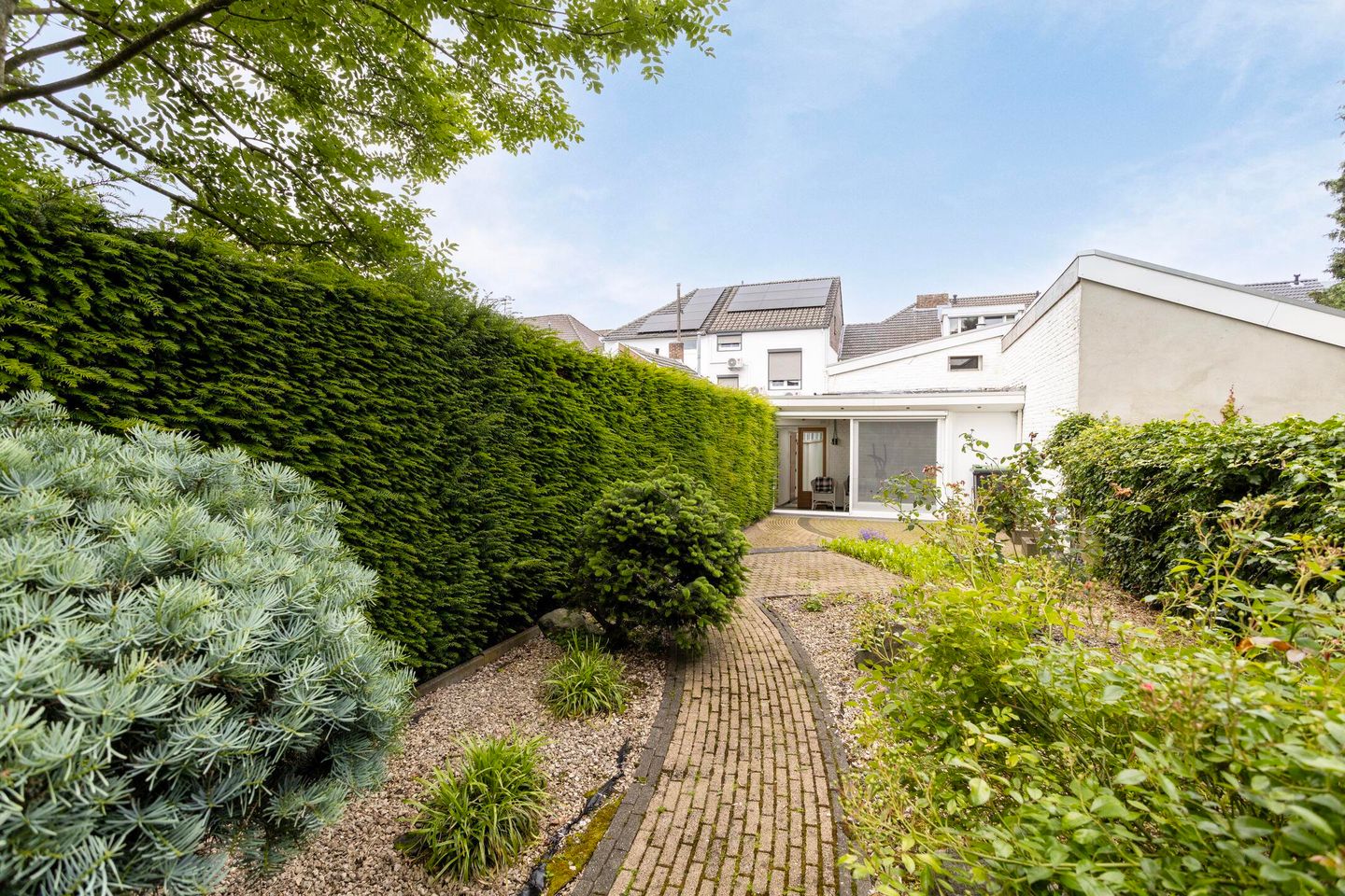 Photo 34 of Heigank 18