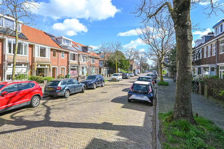 Bekijk foto 31 van Roerdompstraat 25