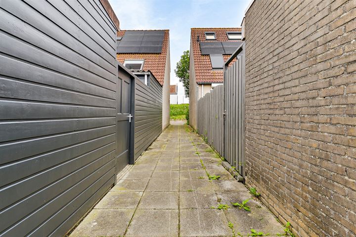 Bekijk foto 30 van Kerkstraat 23