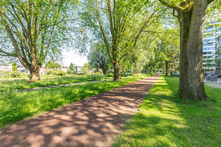 Bekijk foto 45 van H. Gerhardstraat 140