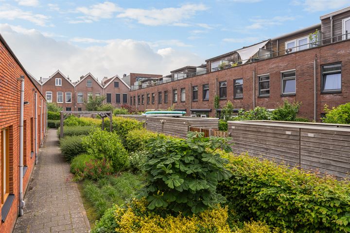 Bekijk foto 36 van Noordeinde 67