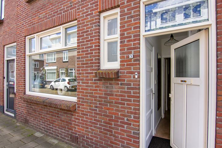 Bekijk foto 2 van Leeuwerikstraat 74