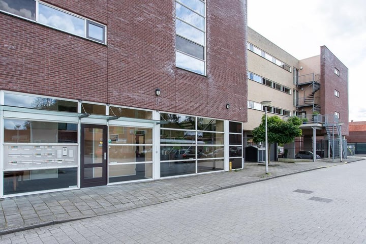 Bekijk foto 3 van Oldenzaalsestraat 34-B