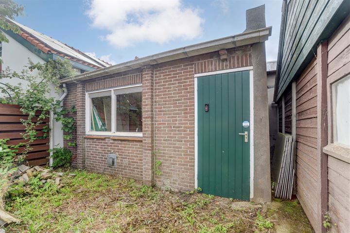 View photo 64 of Voorstraat 17