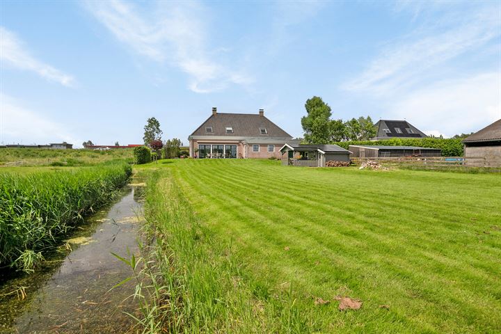 View photo 86 of Broekermeerdijk 23-A