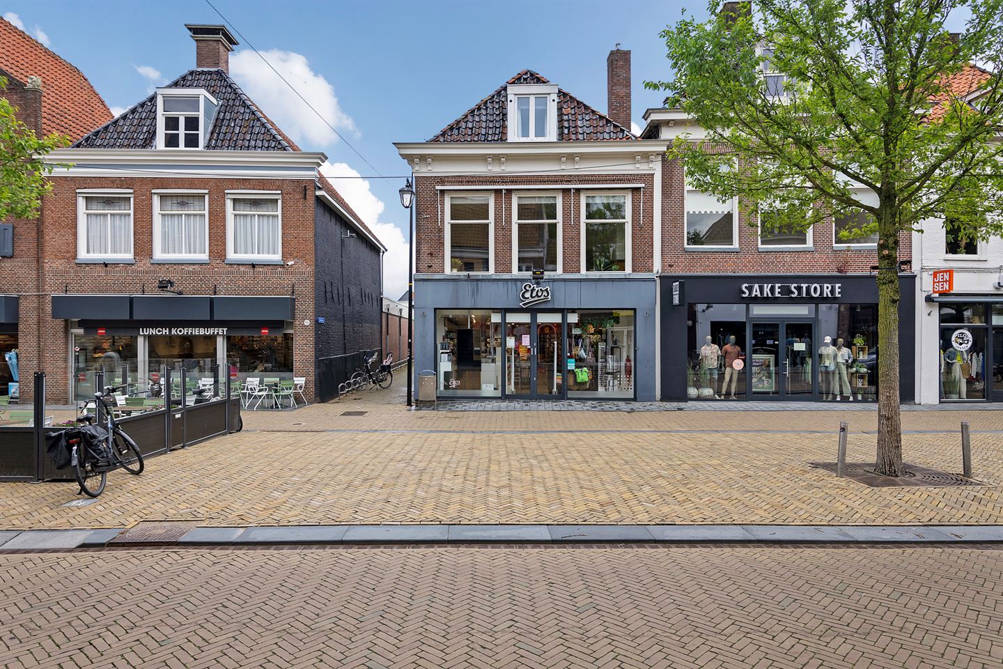 View photo 5 of Voorstraat 20