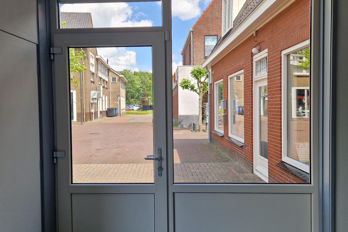 Bekijk foto 5 van Tolberterstraat 29-II