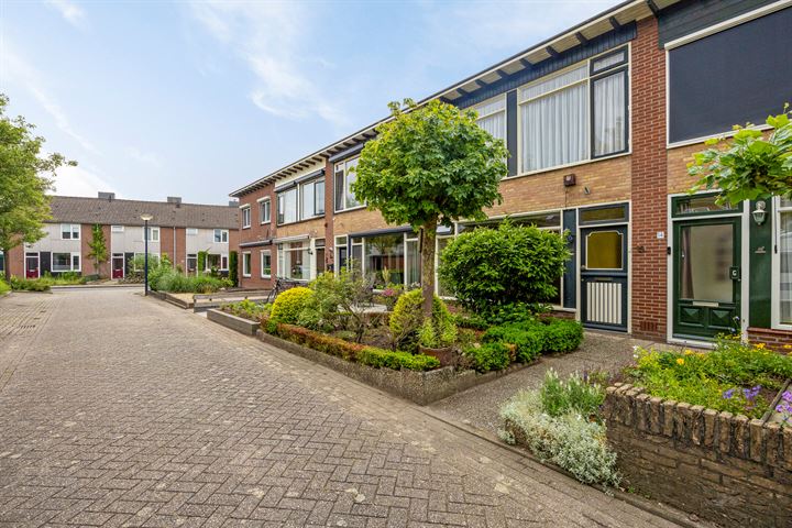 Bekijk foto 7 van Dominee Bulensstraat 16