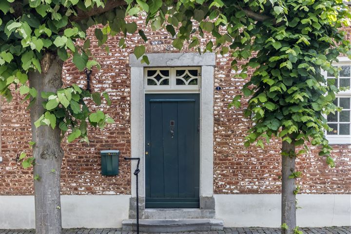 Bekijk foto 3 van Aan de Kerk 1