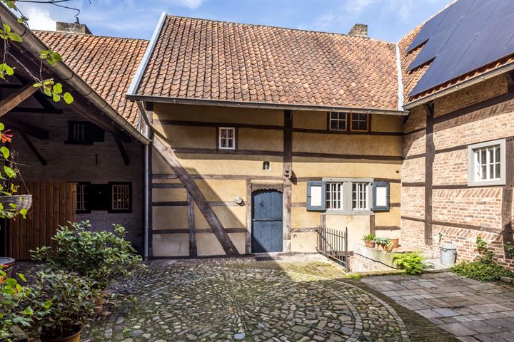 Bekijk foto 35 van Aan de Kerk 1