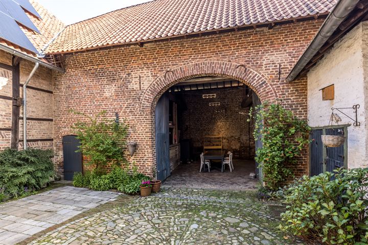 Bekijk foto 38 van Aan de Kerk 1