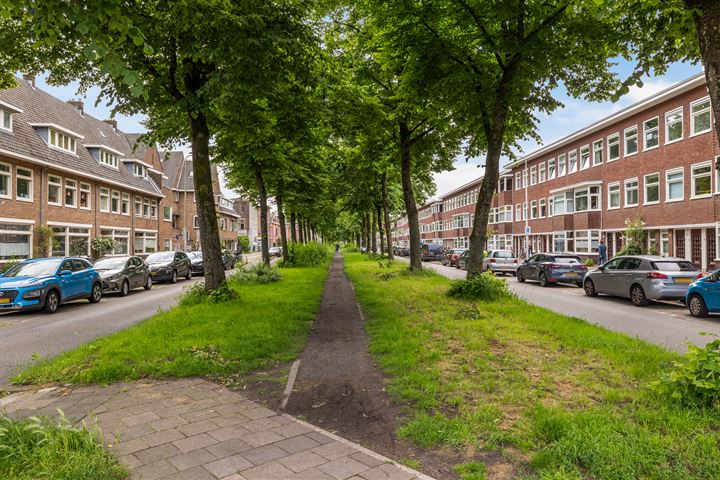 Bekijk foto 35 van Van der Goesstraat 84