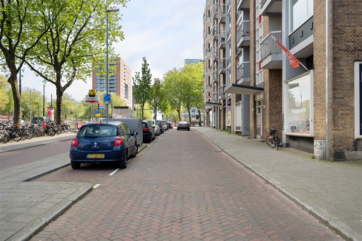 Bekijk foto 29 van Oostplein 113