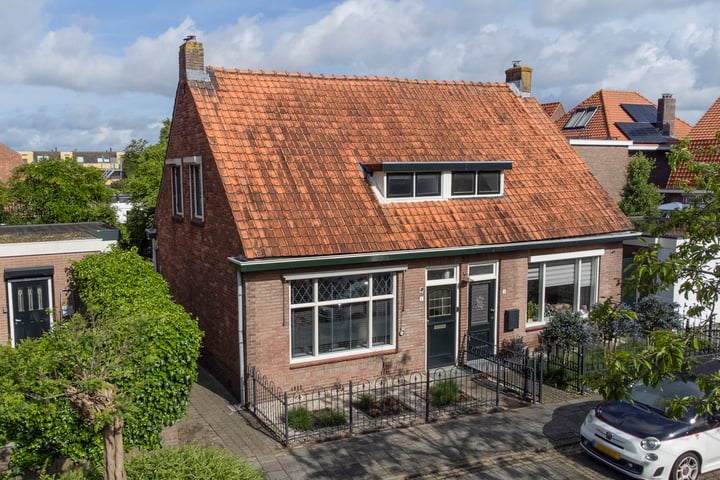 Bekijk foto 1 van Scheldestraat 3