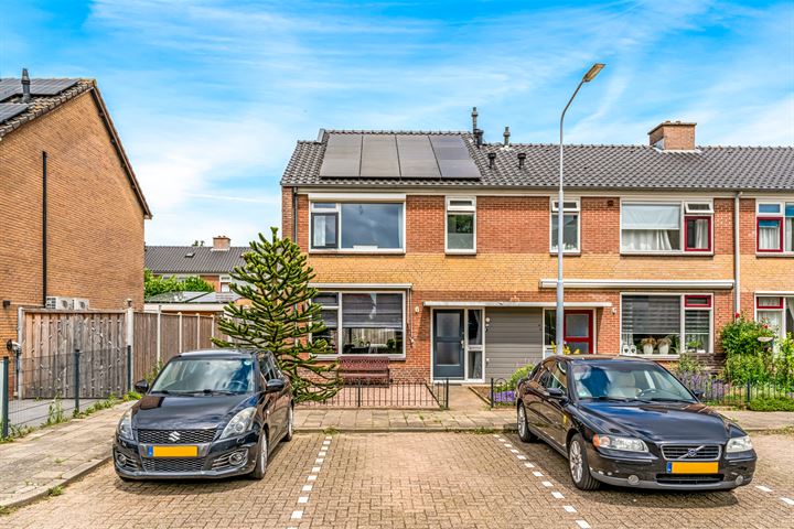 Bekijk foto 30 van Ranonkelstraat 16